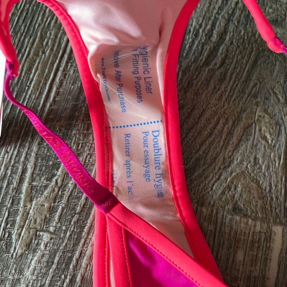 🌟VICTORIA SECRET 🌟SEXY 🌟SWIM BOTTOM, SMALL - Picture 7 of 9